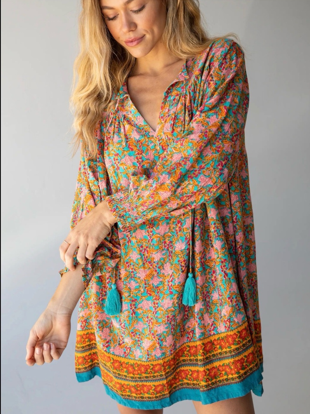 NATURAL LIFE Dara Floral Tassel V-Neck Boho Tunic Dress